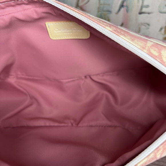 Dior Pink Cosmetic Pouch - Picture 6 of 11